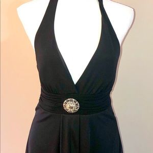 Black halter dress 💥